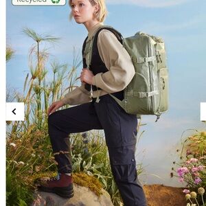 Terra 26L Laptop Duffel Backpack in Juniper